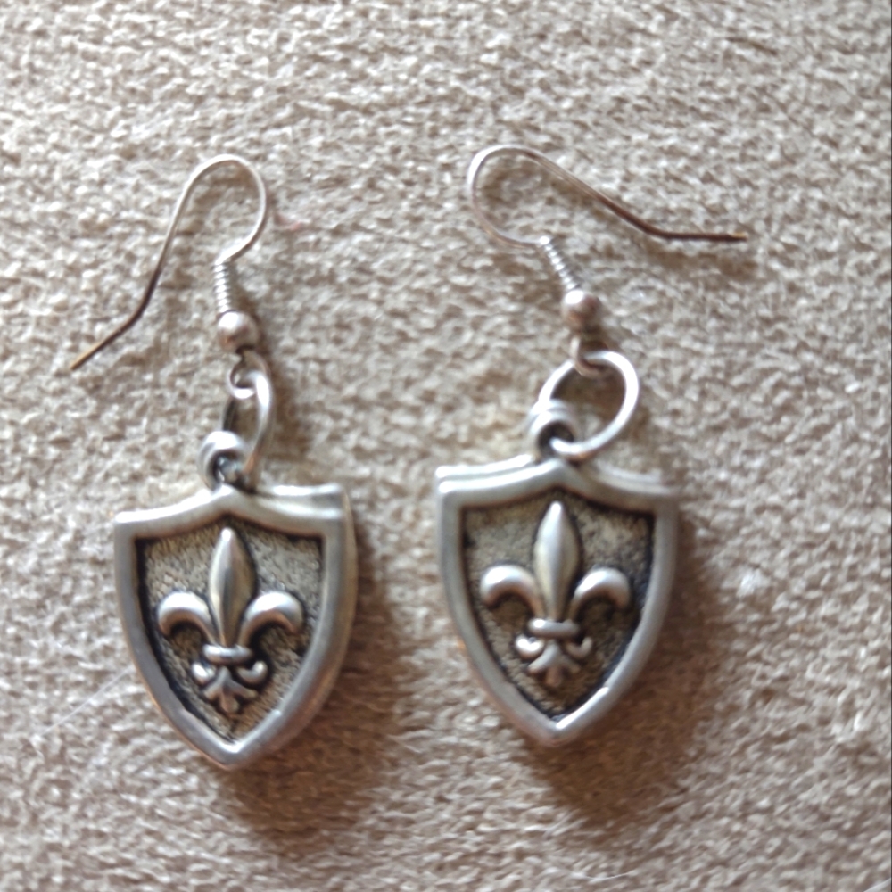 Fleur de lis Shield Dangle Earrings
